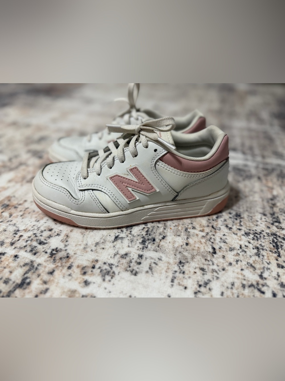 New Balance Kids Cream & Pink Low-Top Sneakers